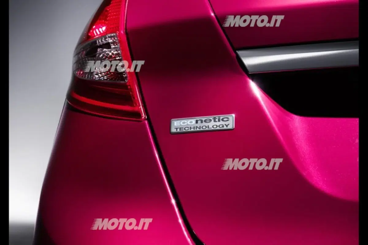 Ford, avviata la produzione della Fiesta ECOnetic (3)
