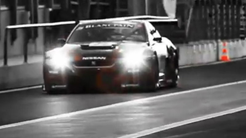 Nissan GT-R Nismo GT3 sulla pista di Silverstone - VIdeo