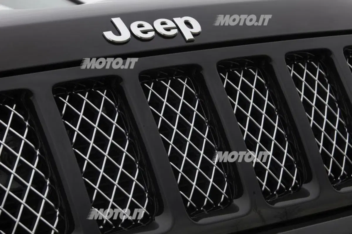 Jeep: allestimento Altitude per Grand Cherokee, Compass e Patriot (22)