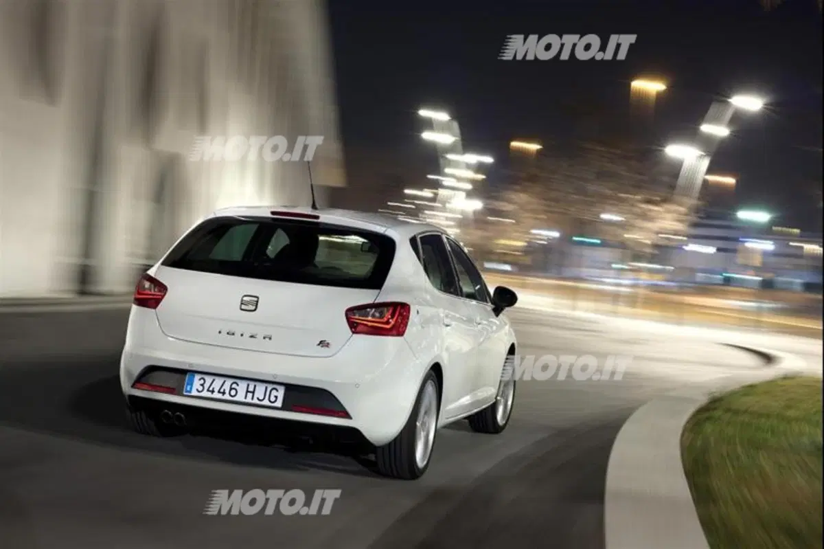 Algersuari presenta la nuova Seat Ibiza (6)