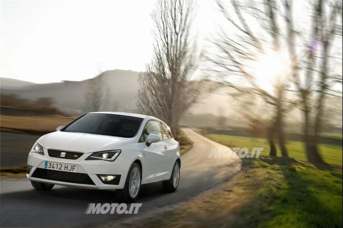 Algersuari presenta la nuova Seat Ibiza (7)