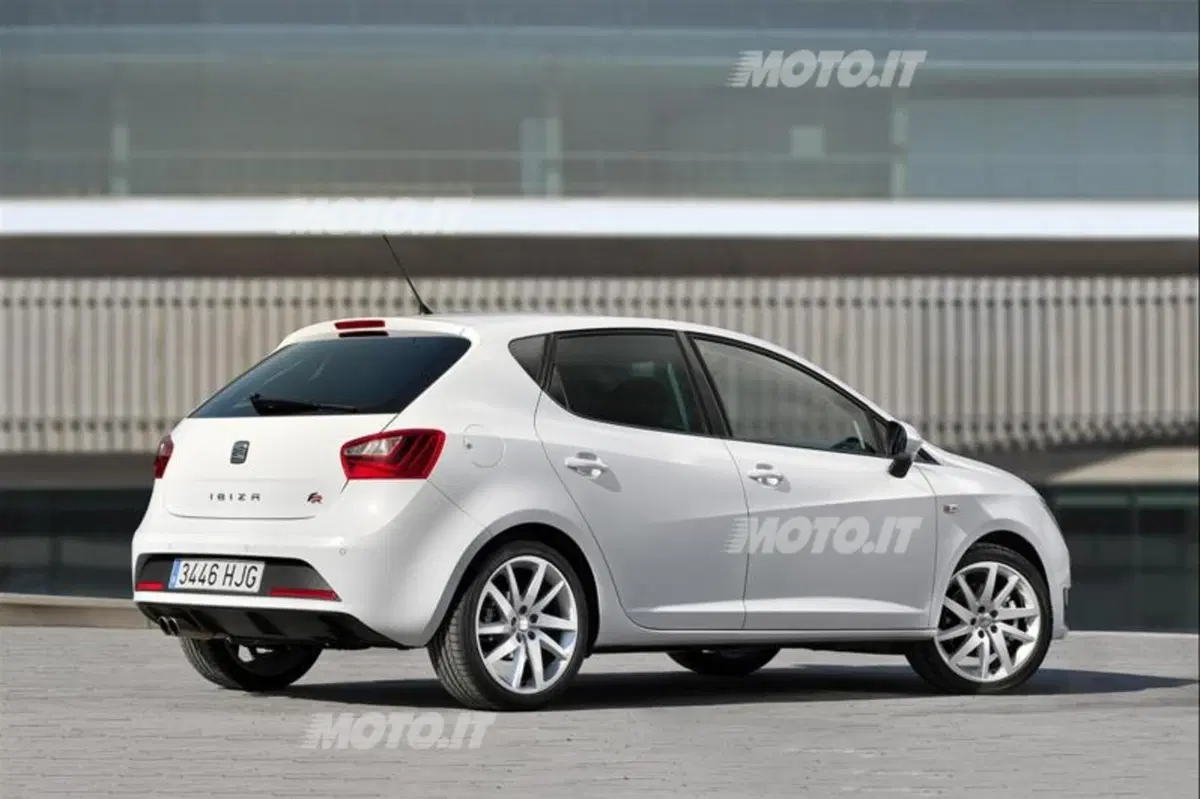 Algersuari presenta la nuova Seat Ibiza (17)