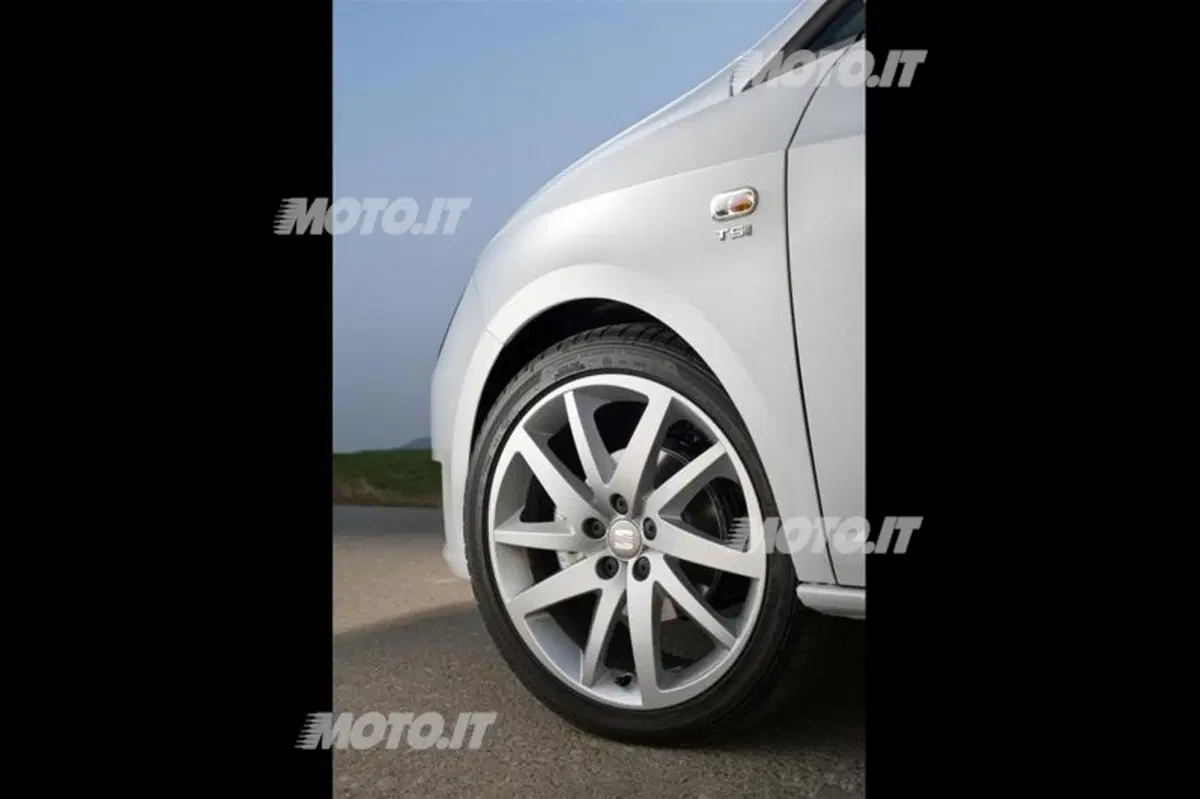 Algersuari presenta la nuova Seat Ibiza (21)
