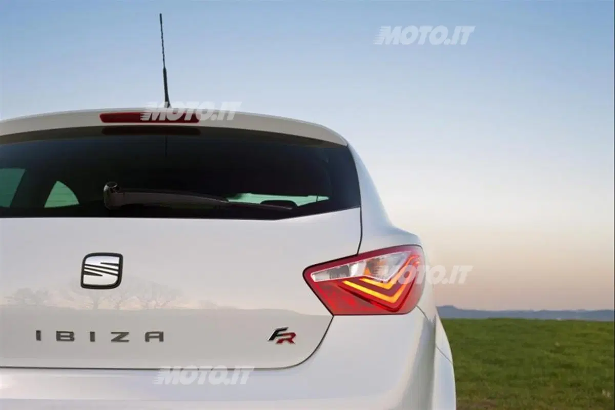 Algersuari presenta la nuova Seat Ibiza (22)