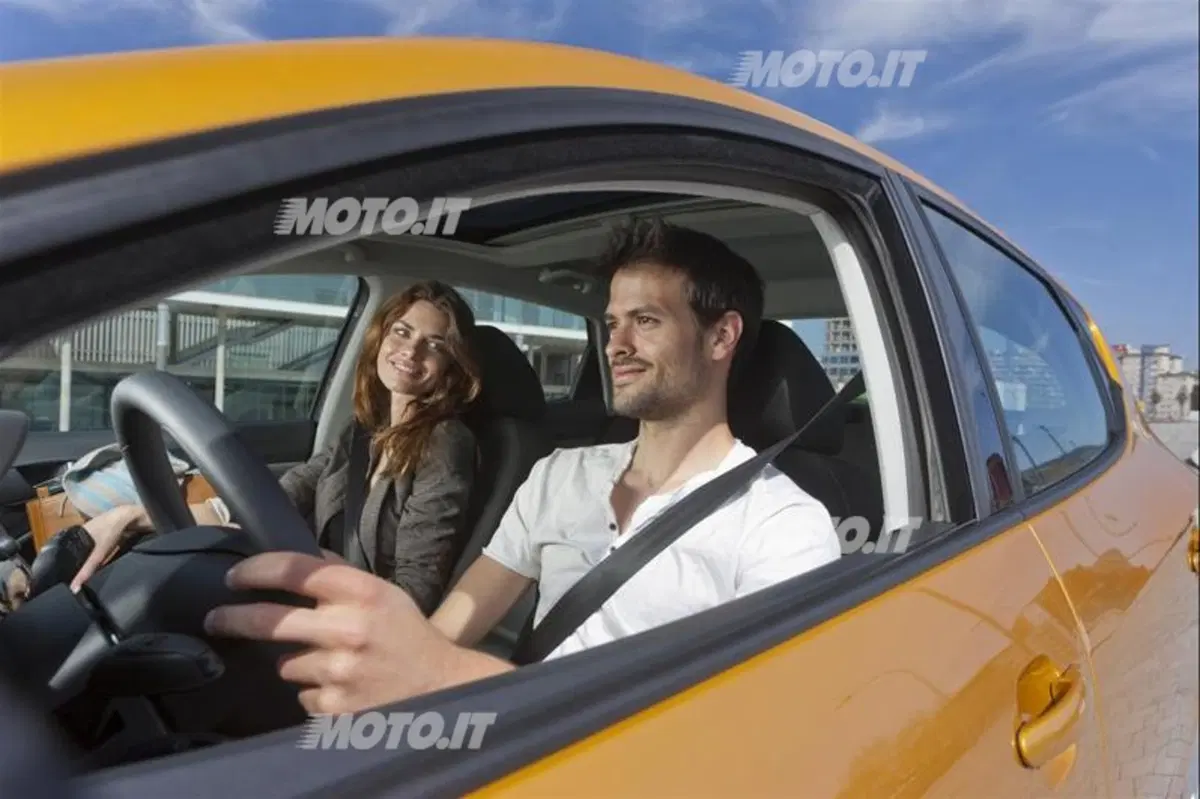 Algersuari presenta la nuova Seat Ibiza (30)