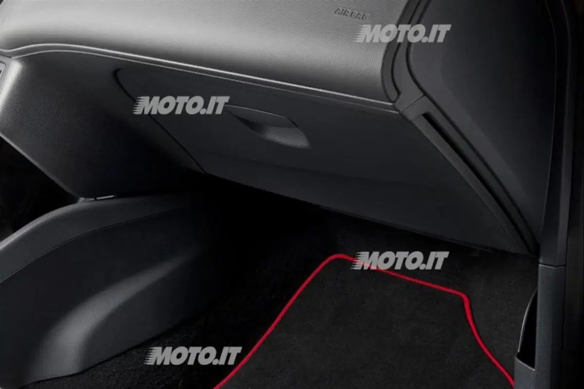 Algersuari presenta la nuova Seat Ibiza (34)