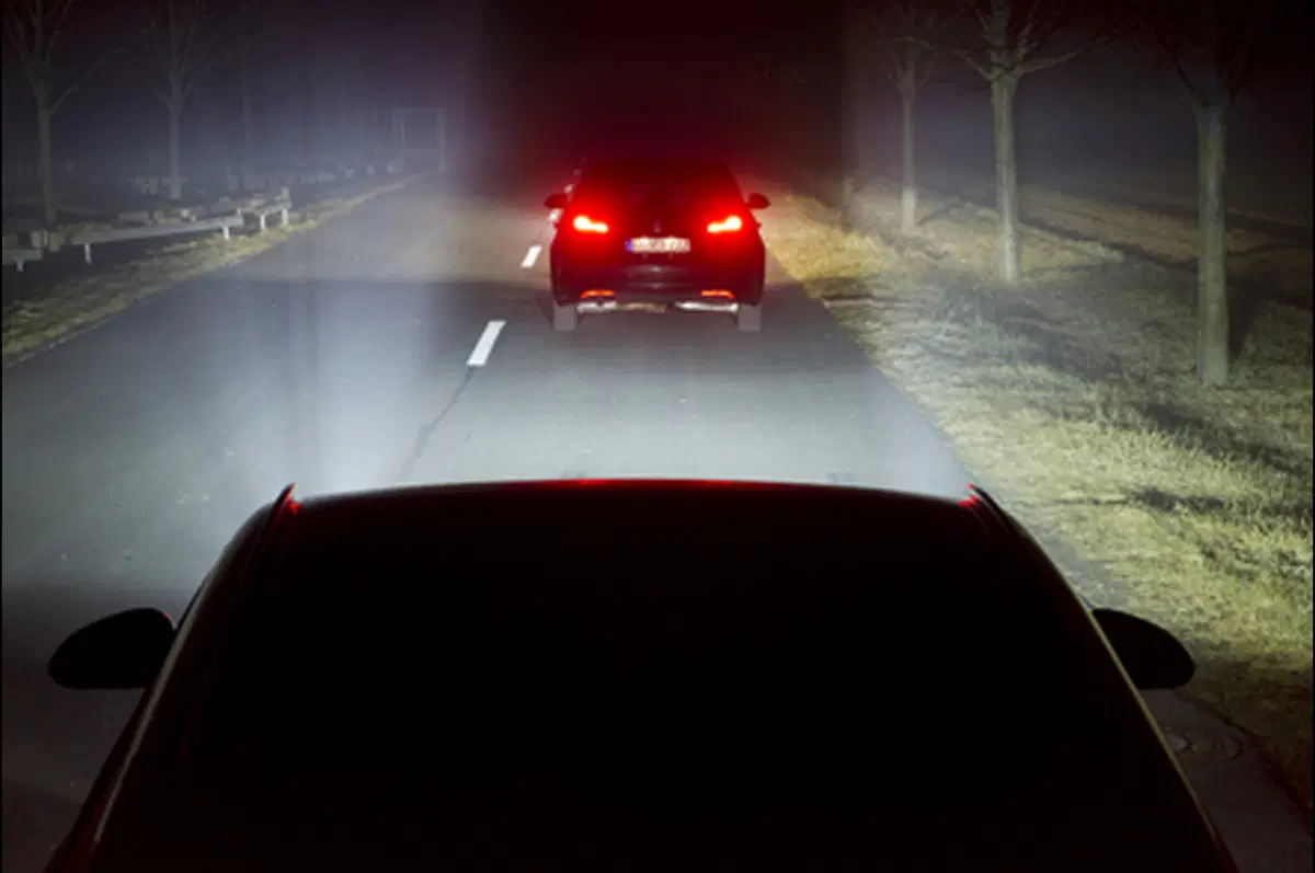 Opel: allo sviluppo i fari intelligenti a matrice (3)