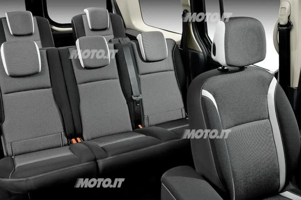 Renault Grand Kangoo (10)