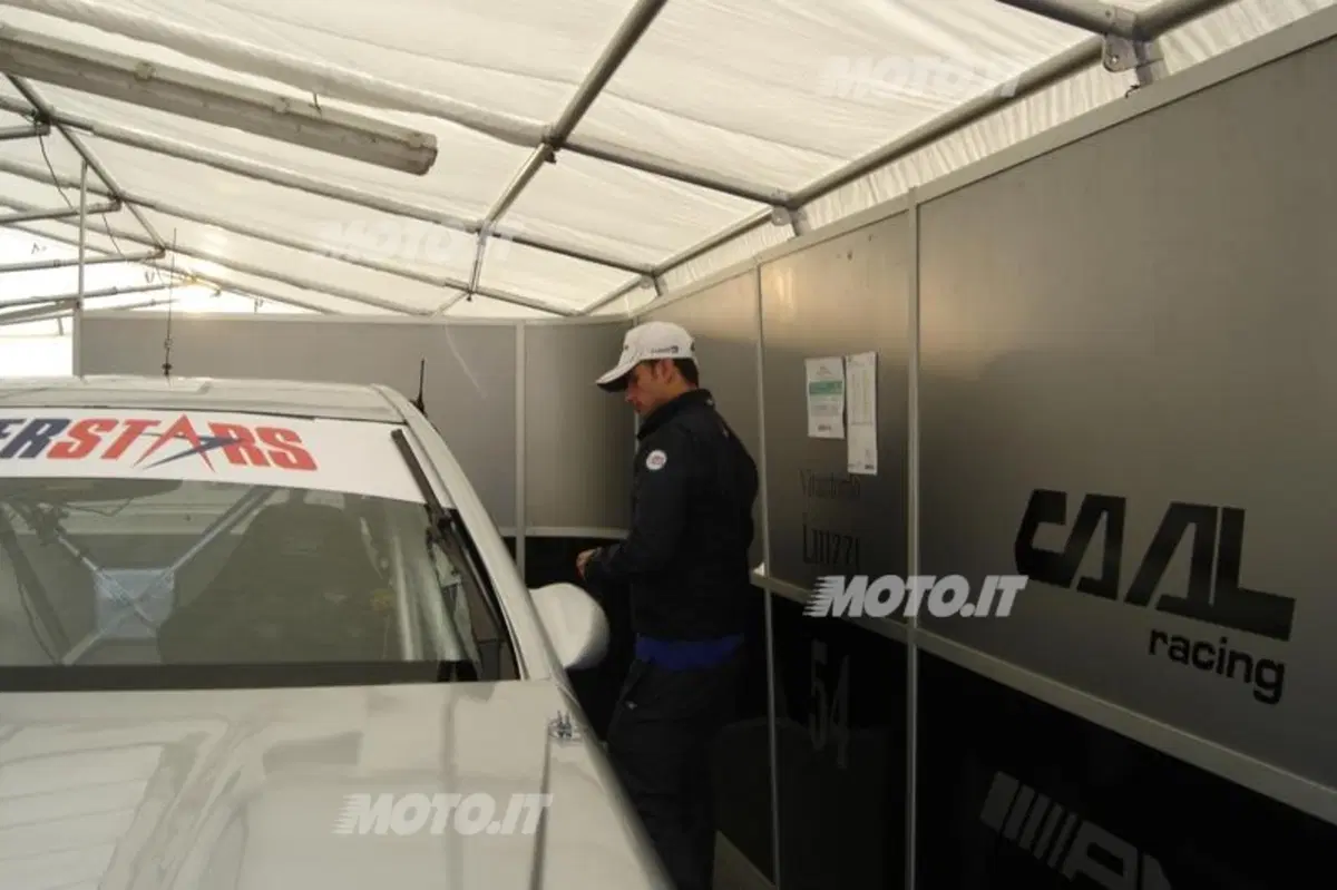 International Superstars: esordio vincente per Liuzzi su Mercedes-AMG (4)