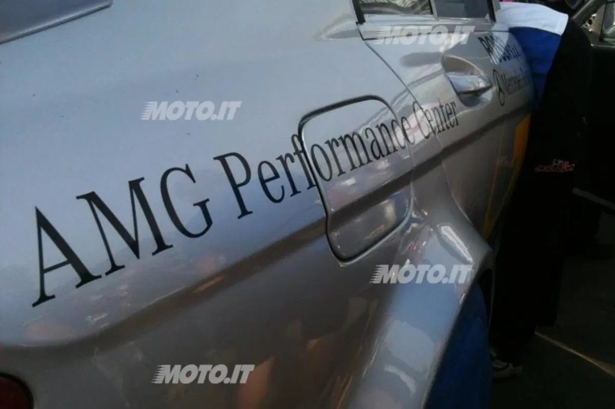 International Superstars: esordio vincente per Liuzzi su Mercedes-AMG (11)