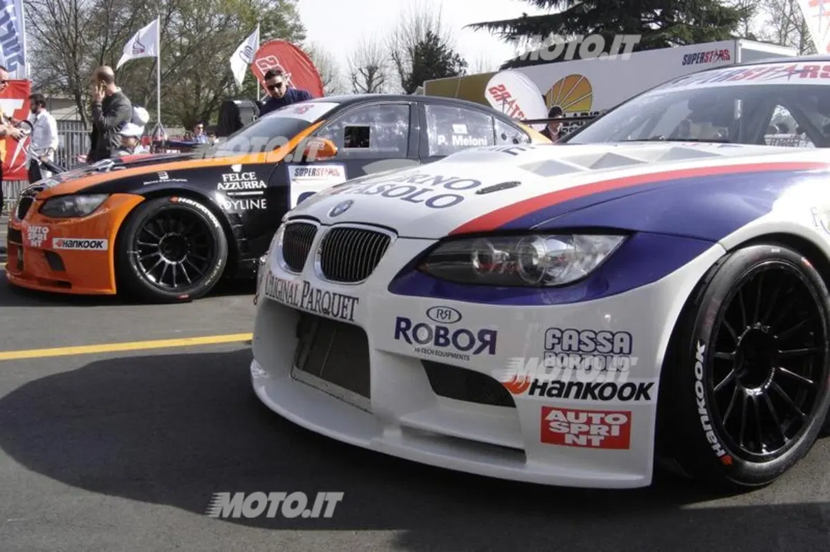 International Superstars: esordio vincente per Liuzzi su Mercedes-AMG (15)