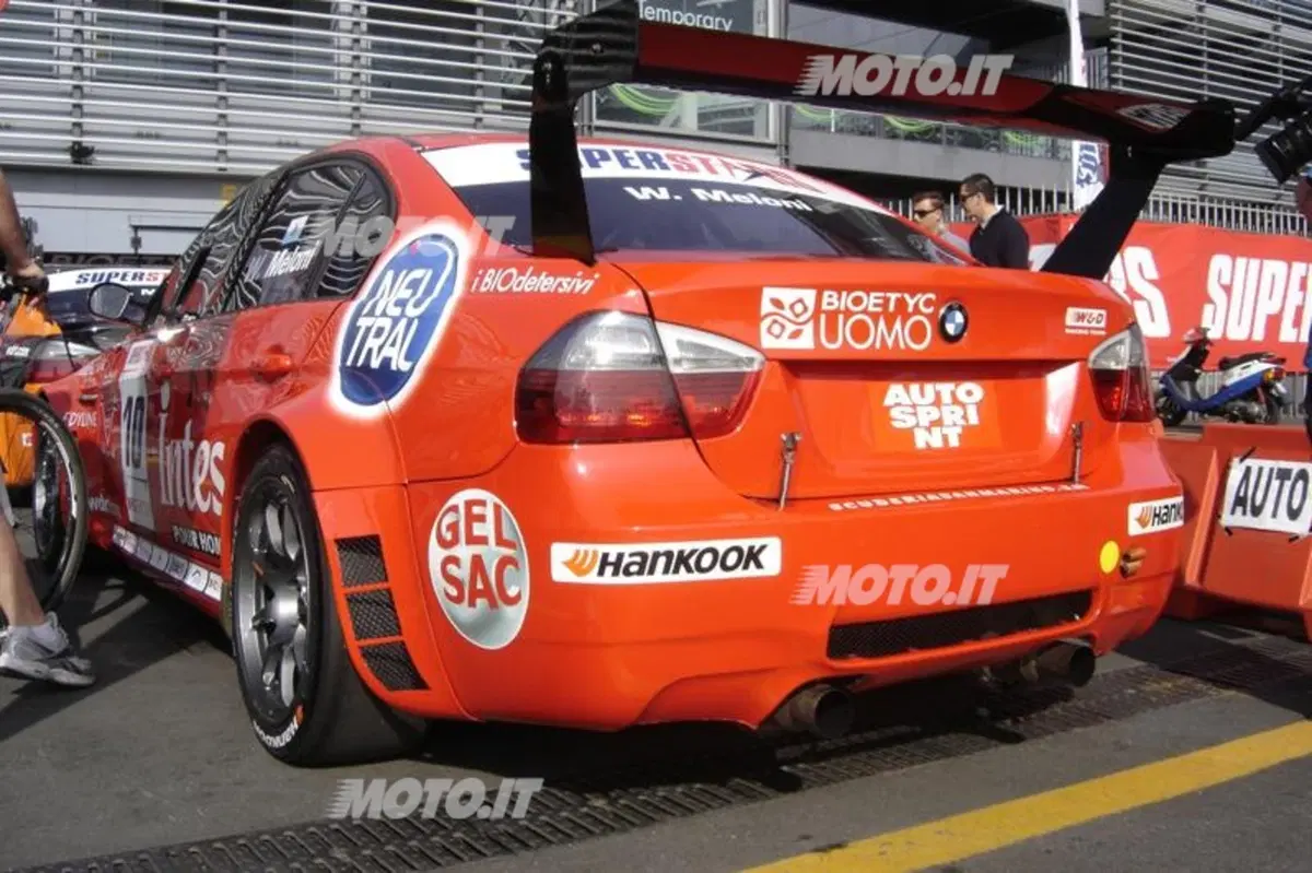 International Superstars: esordio vincente per Liuzzi su Mercedes-AMG (16)