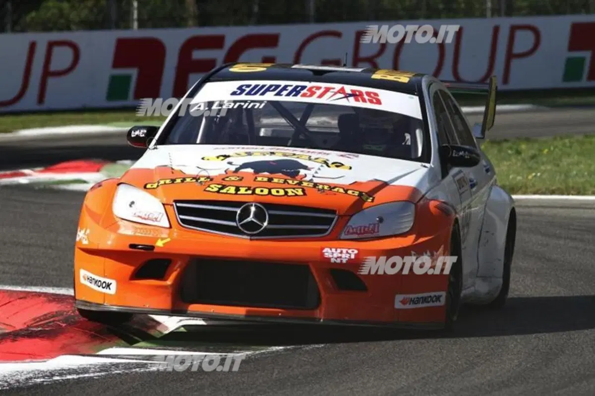 International Superstars: esordio vincente per Liuzzi su Mercedes-AMG (46)