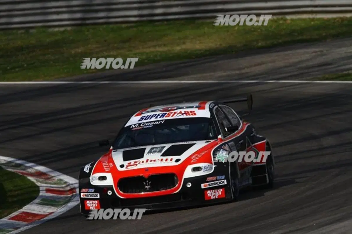 International Superstars: esordio vincente per Liuzzi su Mercedes-AMG (50)