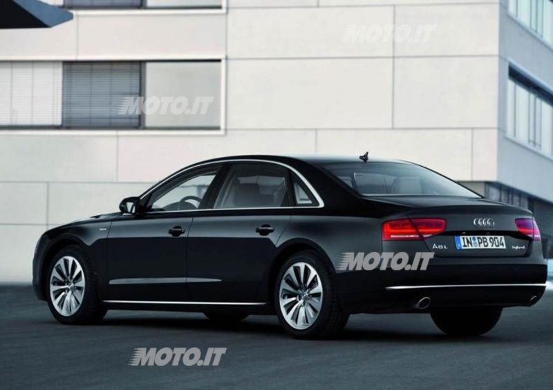 Audi A8 Hybrid: listino prezzi