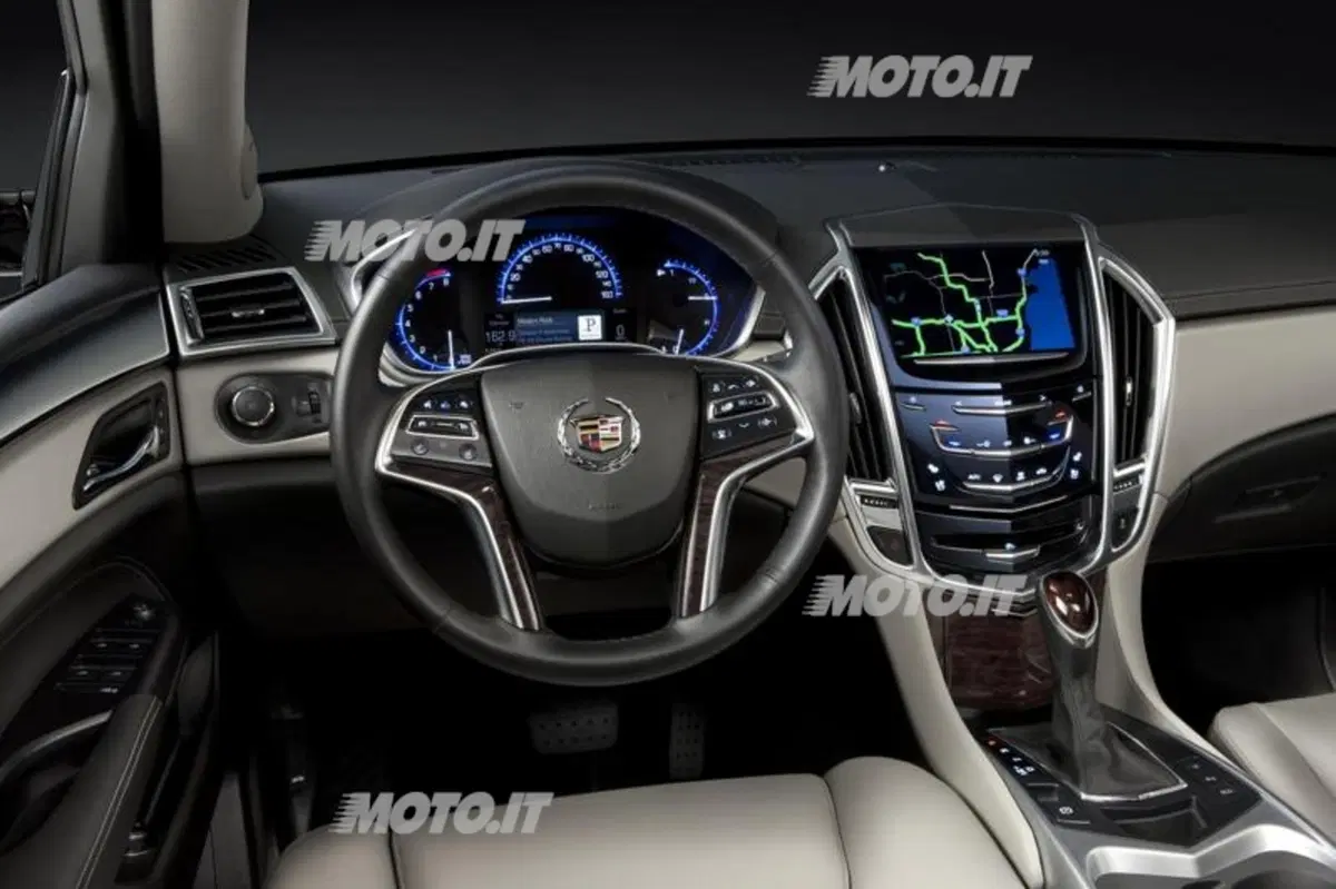 Cadillac SRX: il facelift a New York (5)