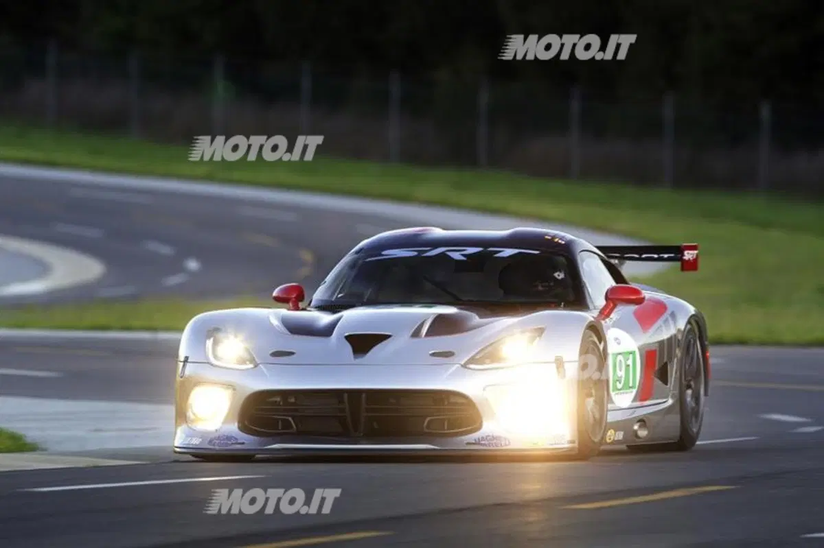 SRT Viper GTS-R (7)