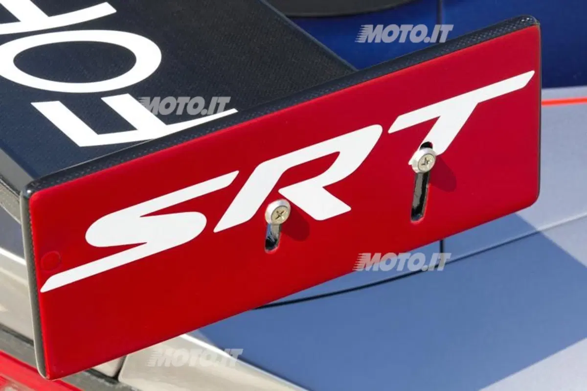 SRT Viper GTS-R (9)