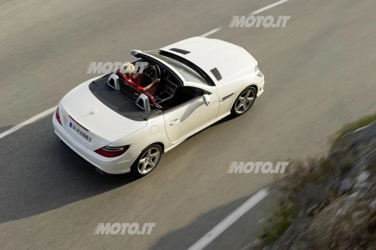 Mercedes-Benz SLK 250 CDI: debutta sul mercato italiano (4)