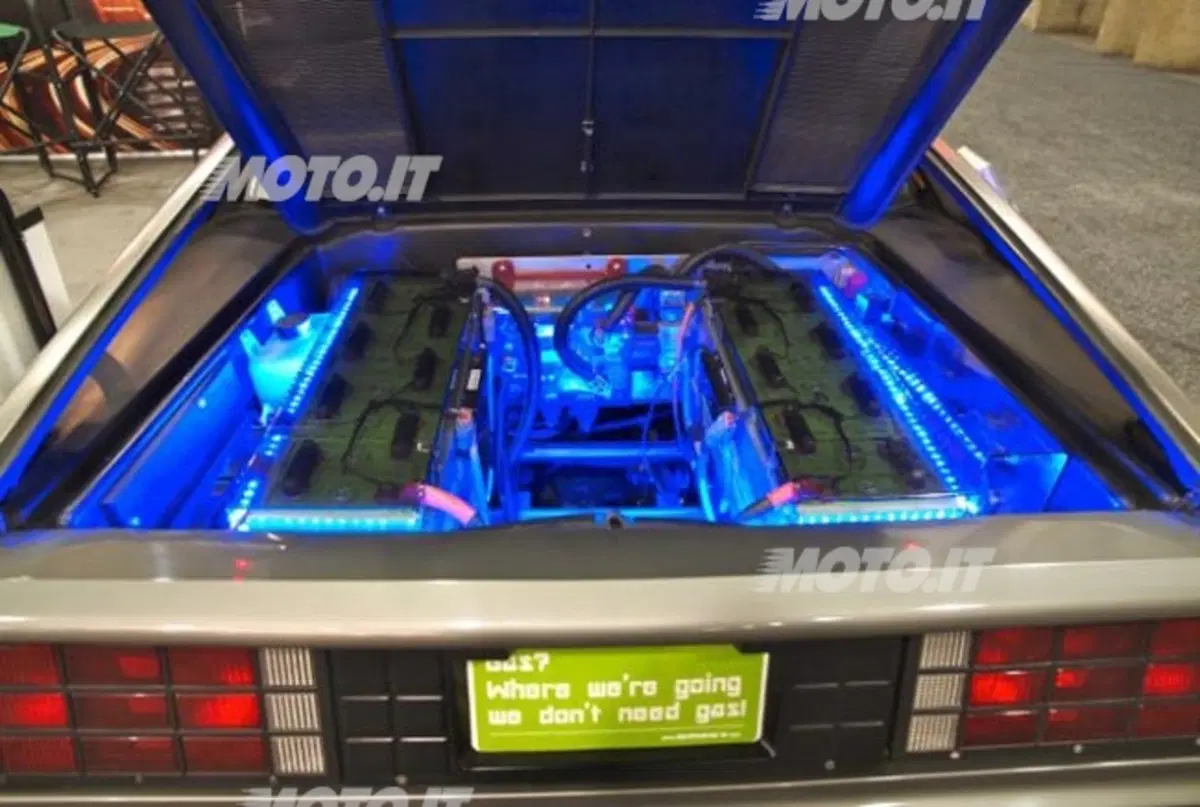 DeLorean: dal 2013 una versione elettrica (3)