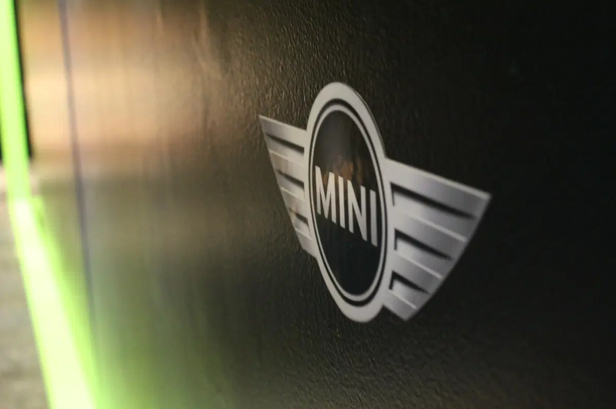 Nuova Mini Ray Line: un debutto sgargiante (73)