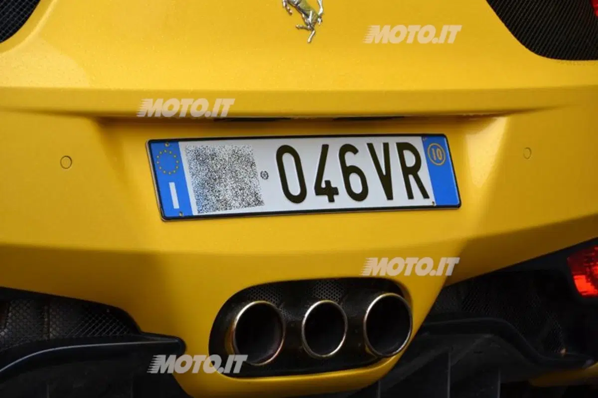 Avvistata la Ferrari 458 Italia di Valentino Rossi (6)