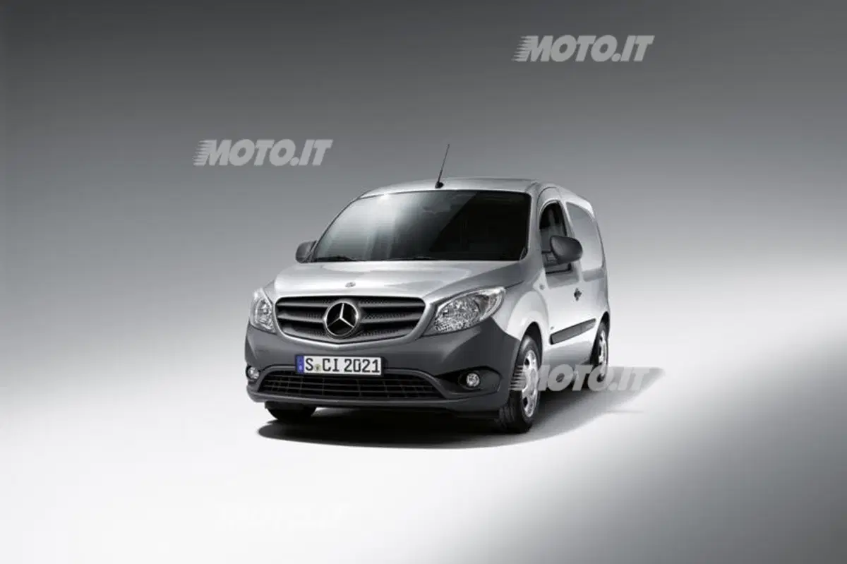 Mercedes-Benz Citan: le prime immagini ufficiali (2)