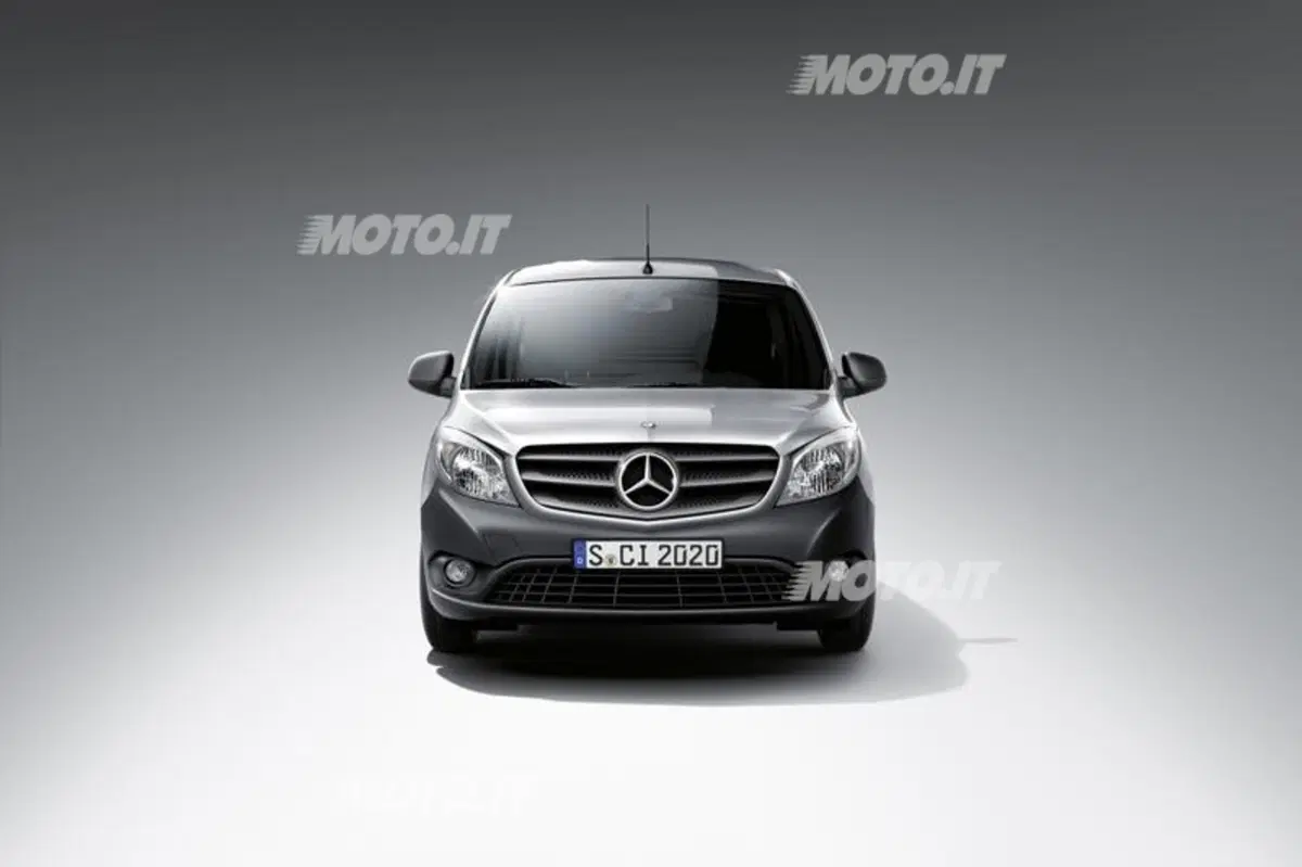 Mercedes-Benz Citan: le prime immagini ufficiali (6)