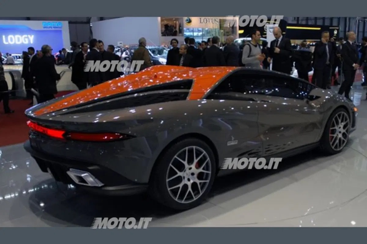 Bertone Nuccio: a Pechino la versione di serie (4)