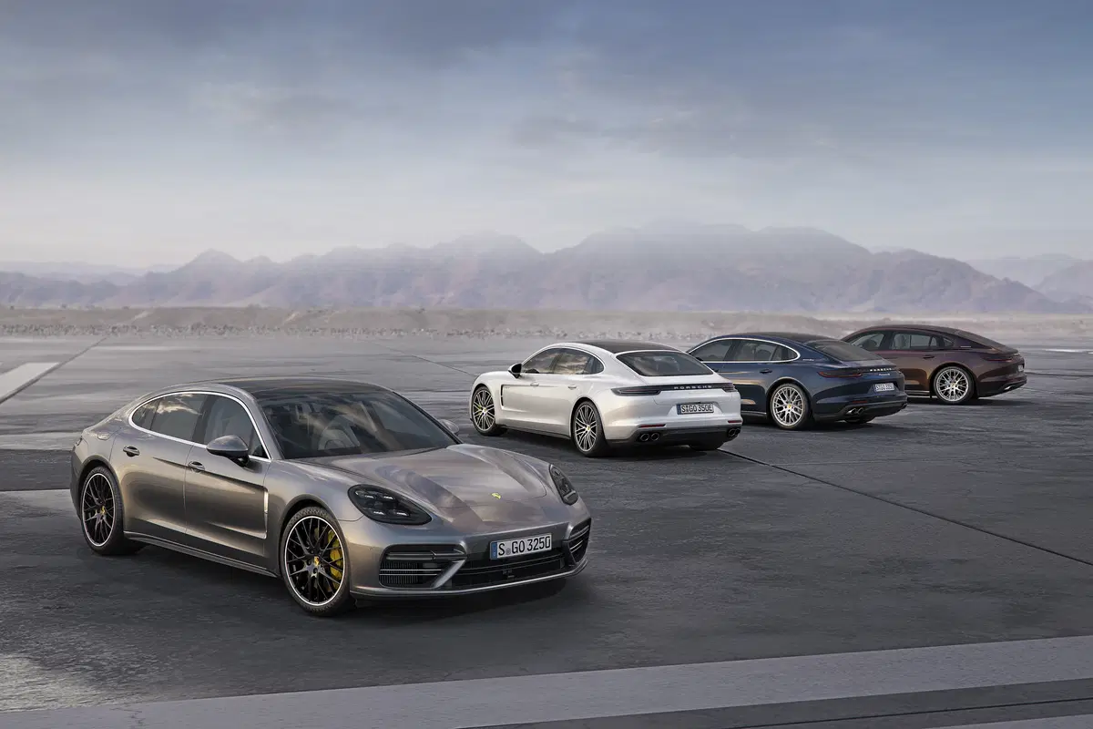 Panamera, Porsche amplia la gamma (2)
