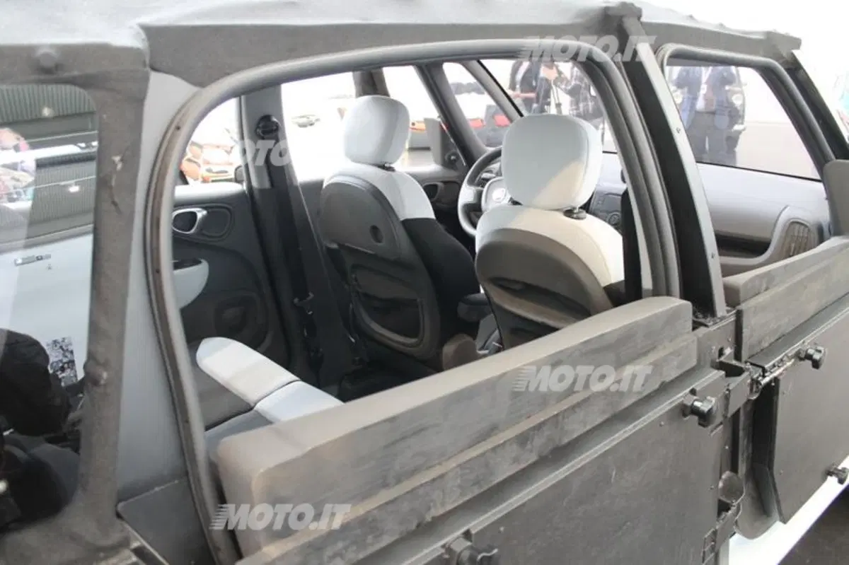 Fiat 500L: le origini del progetto, lo sviluppo, gli interni (12)