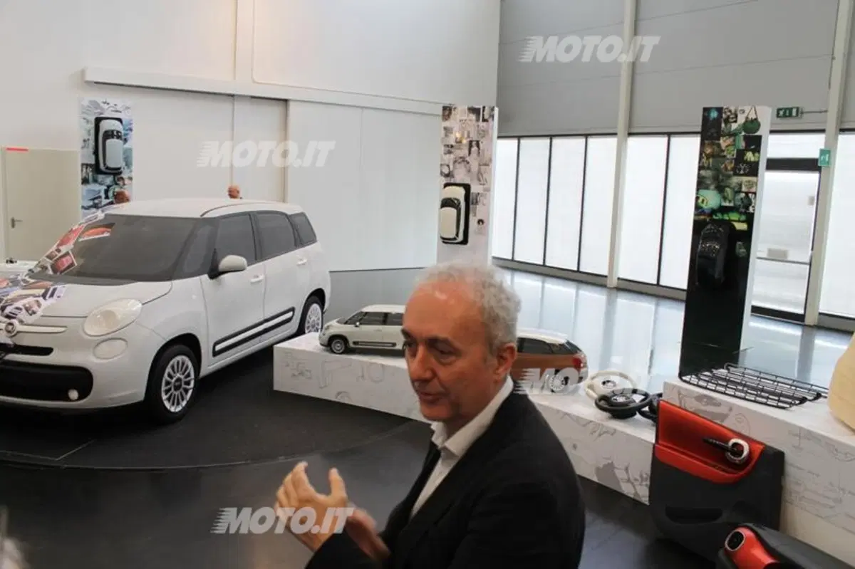 Fiat 500L: le origini del progetto, lo sviluppo, gli interni (35)