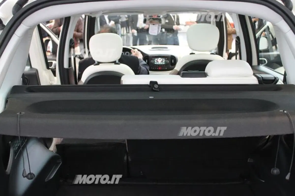 Fiat 500L: le origini del progetto, lo sviluppo, gli interni (38)