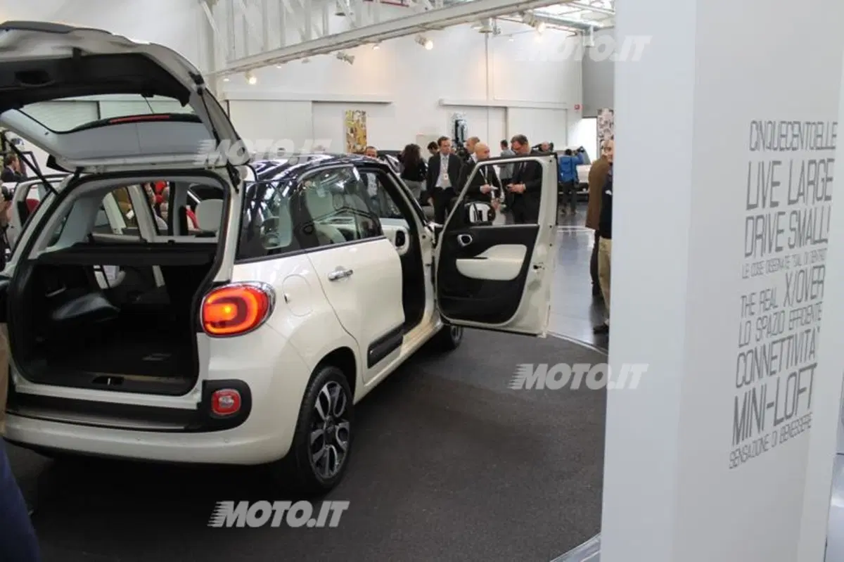 Fiat 500L: le origini del progetto, lo sviluppo, gli interni (39)