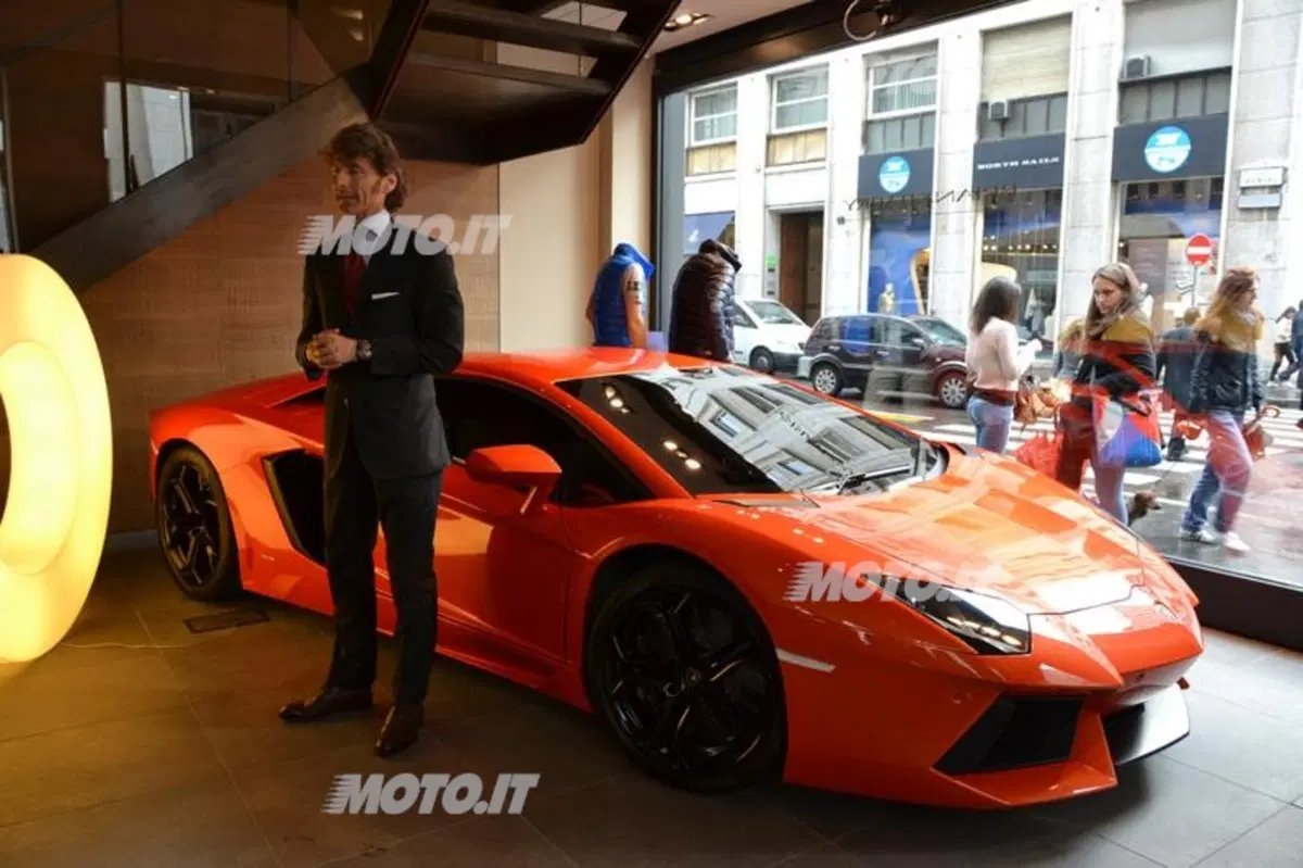 Presentata da Brian&Barry la collezione abbigliamento Lamborghini 2012 (4)