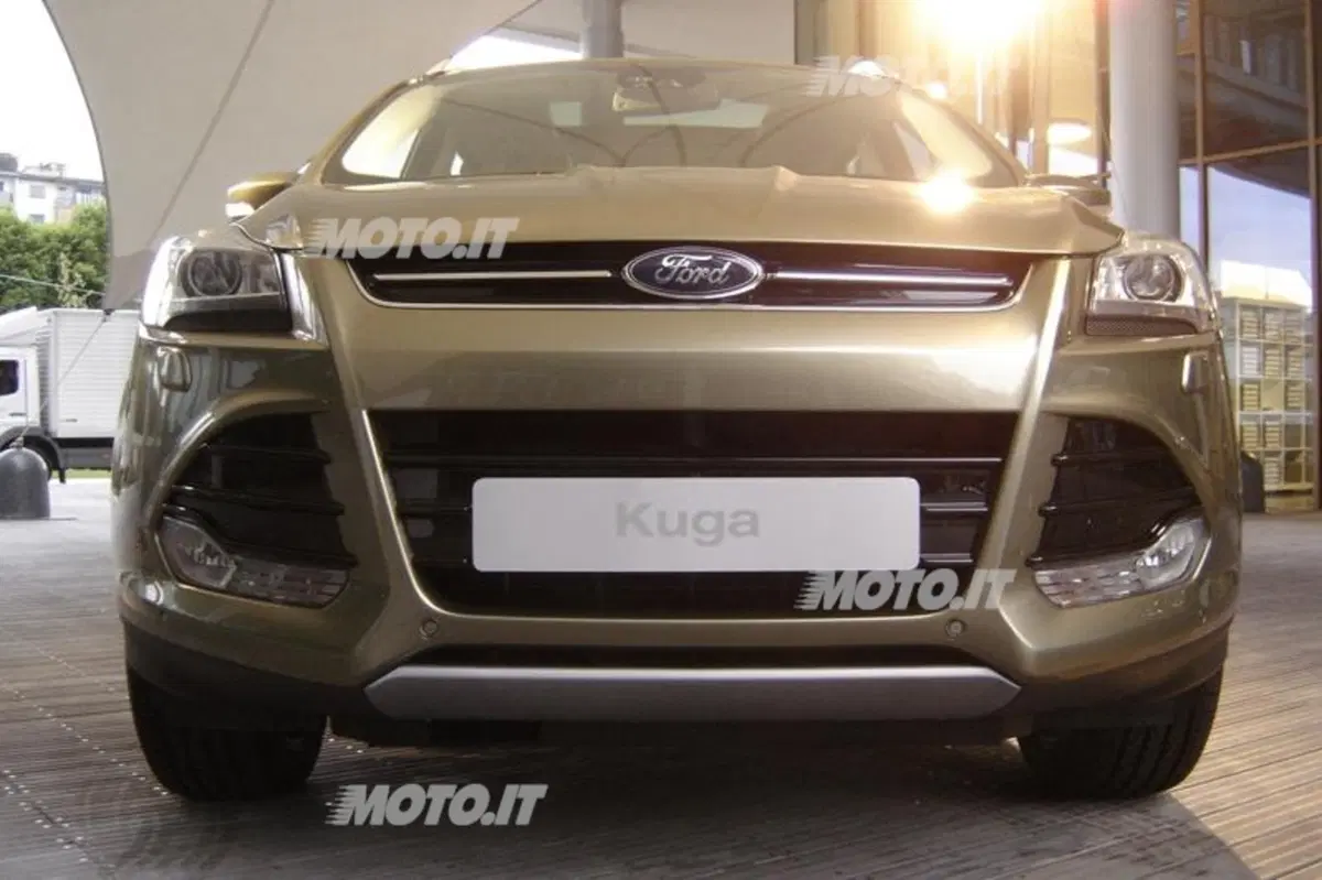 Nuova Ford Kuga: si mostra al Fuorisalone (10)