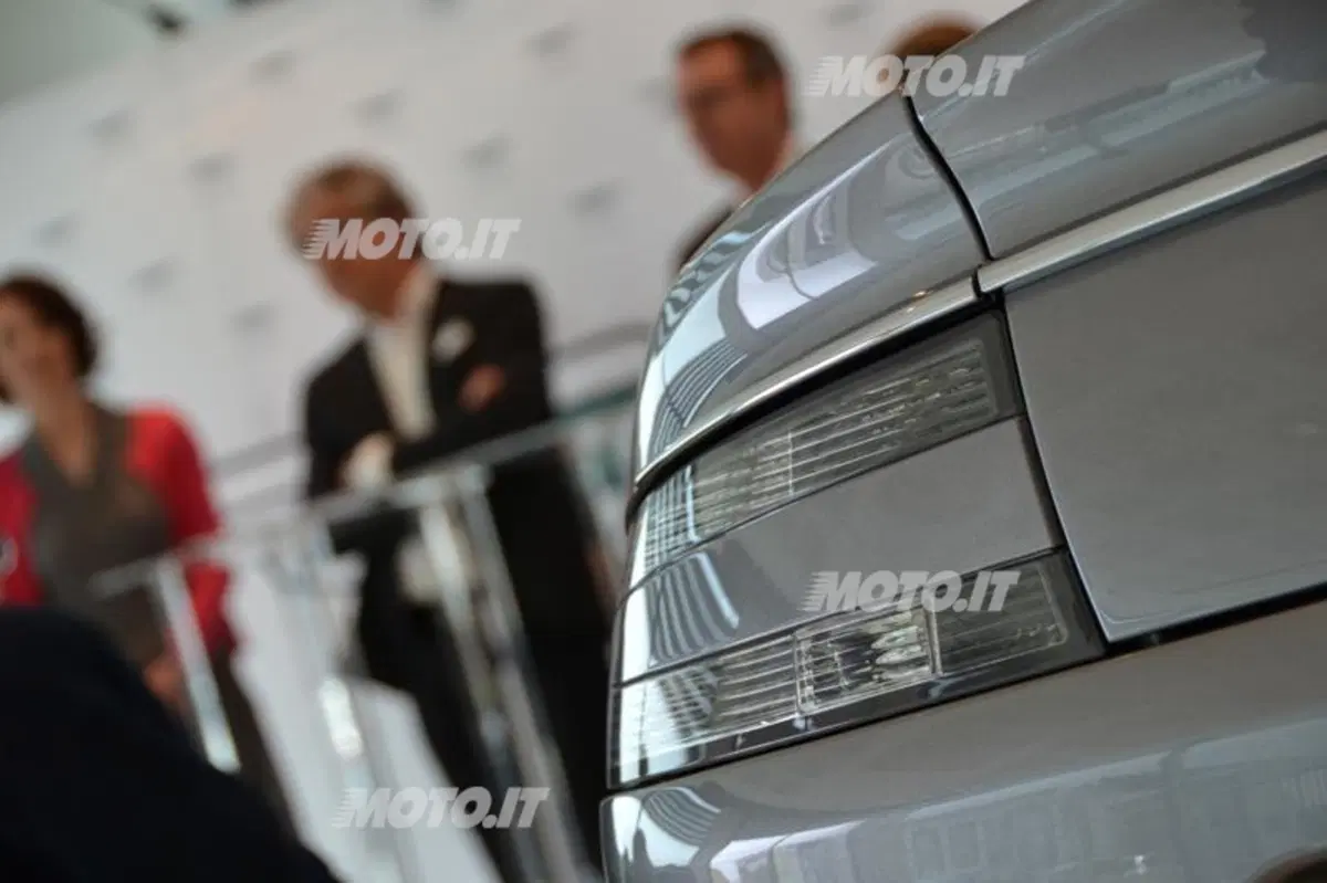 Jeffrey Scott: «Aston Martin è storia ed emozione» (4)