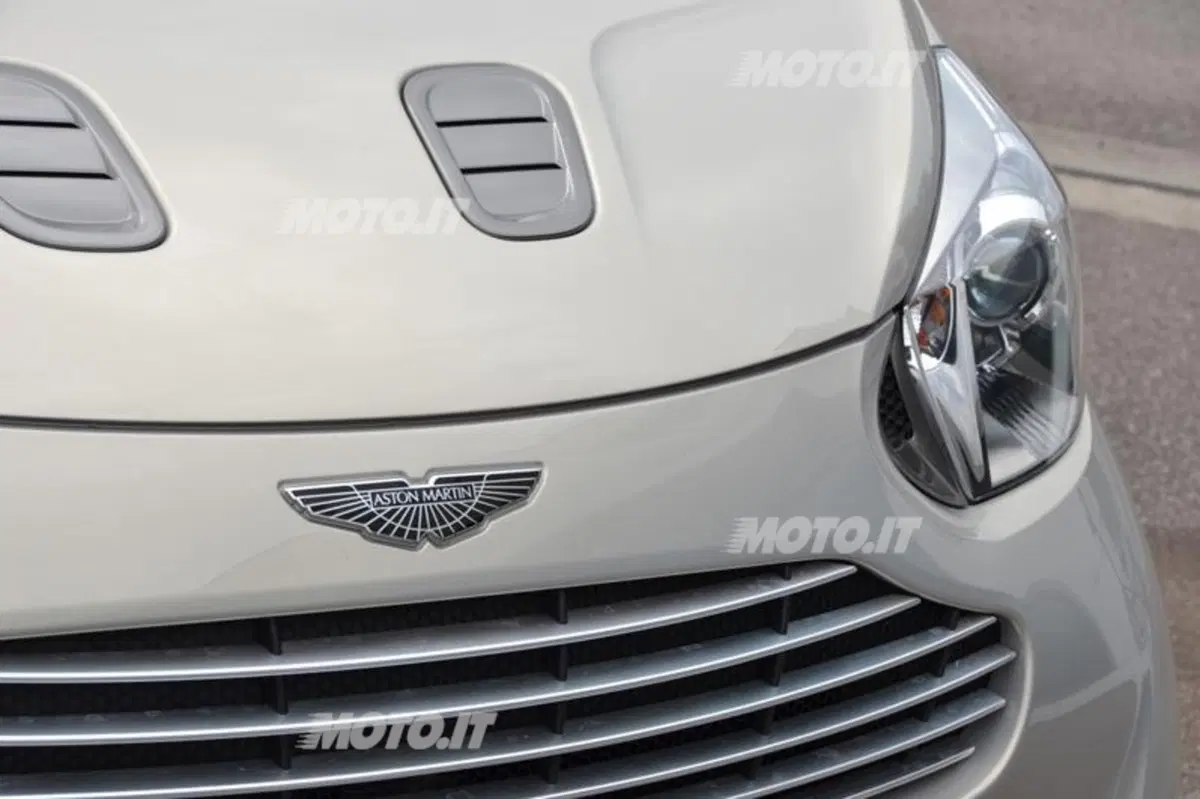 Jeffrey Scott: «Aston Martin è storia ed emozione» (12)