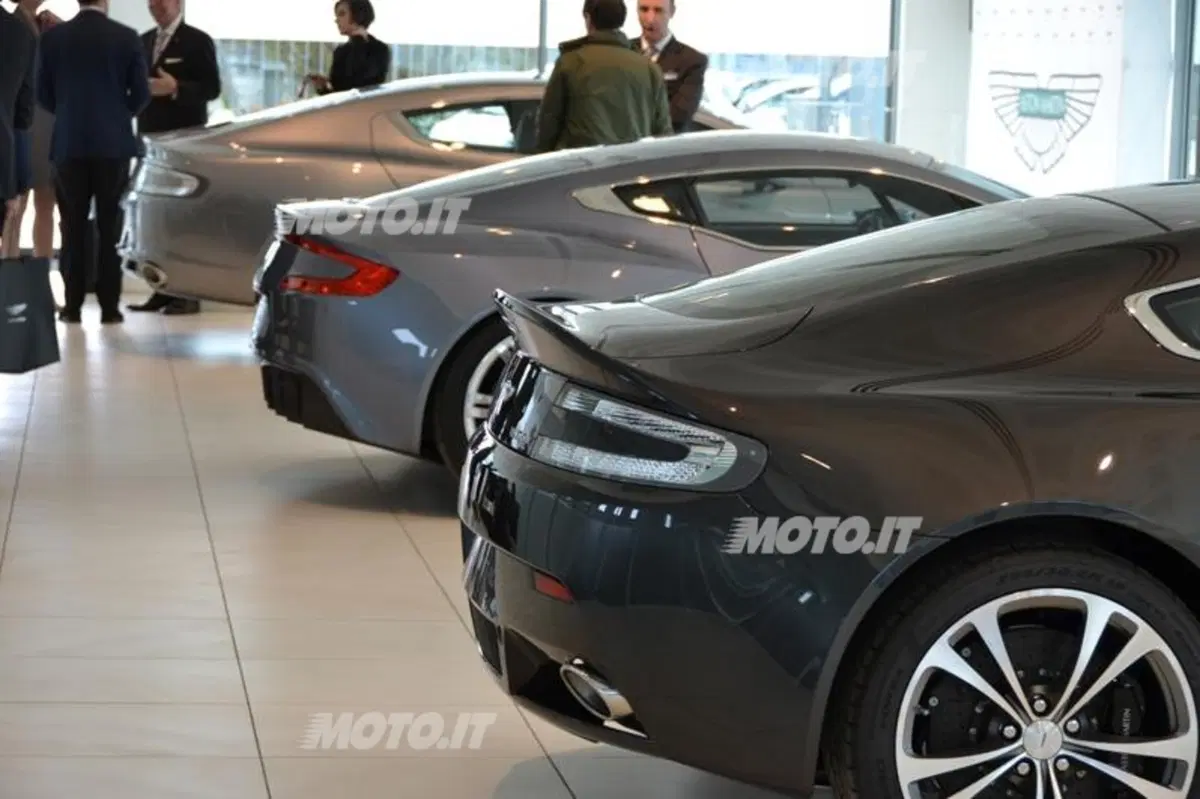 Jeffrey Scott: «Aston Martin è storia ed emozione» (19)