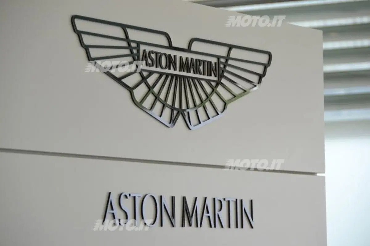 Jeffrey Scott: «Aston Martin è storia ed emozione» (28)
