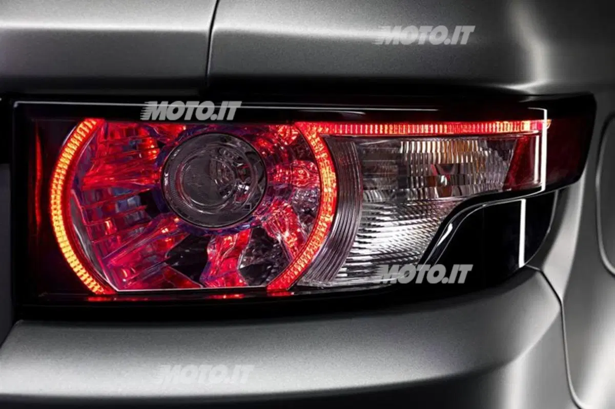 Range Rover Evoque Special Edition by Victoria Beckam (13)
