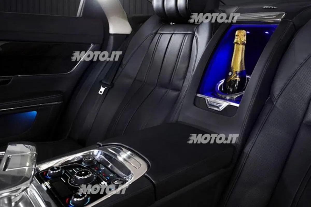 Jaguar XJ Ultimate (10)