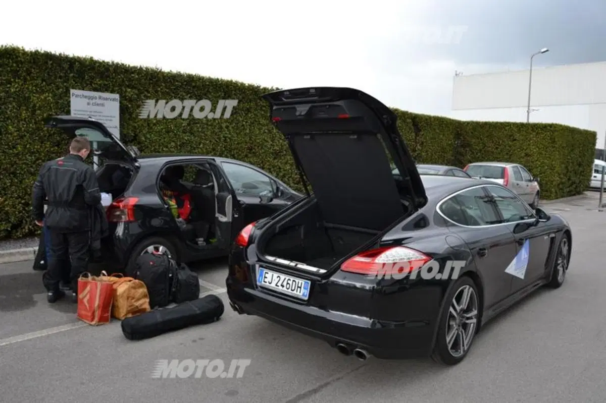Un giro per la vita 2012 e Porsche Italia: punti di vista (34)