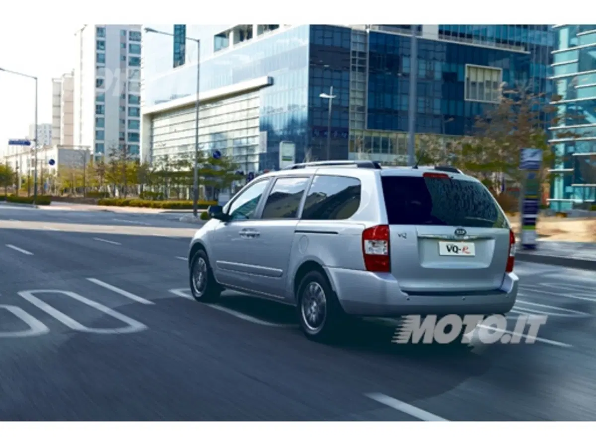 Kia Grand VQ-R (2)