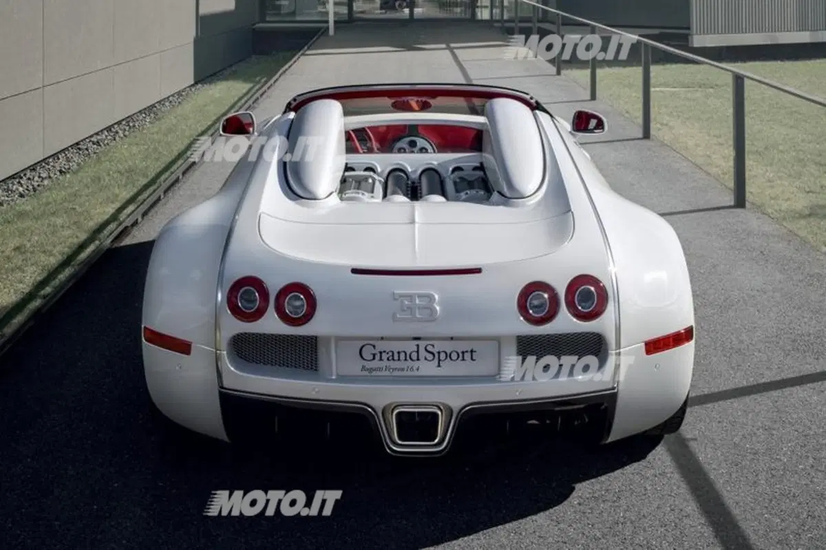 Bugatti Veyron Grand Sport Wei Long 2012 (5)