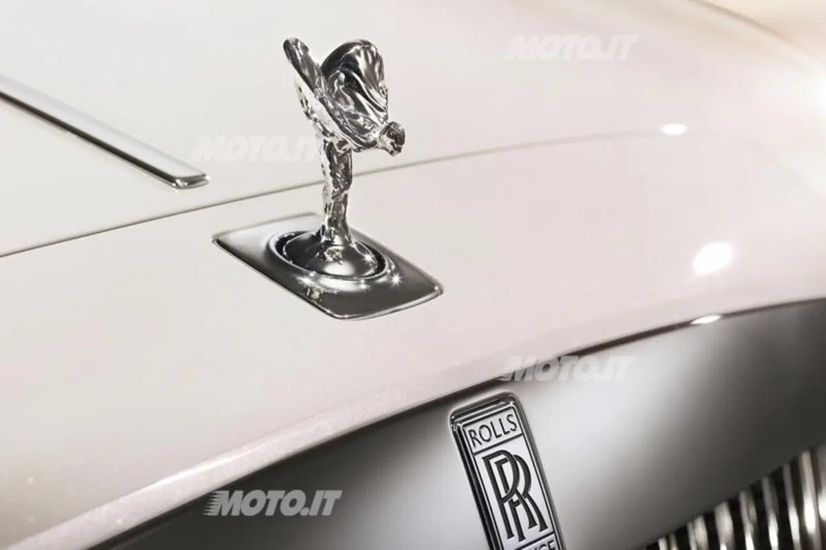 Rolls Royce Ghost Six Senses (3)
