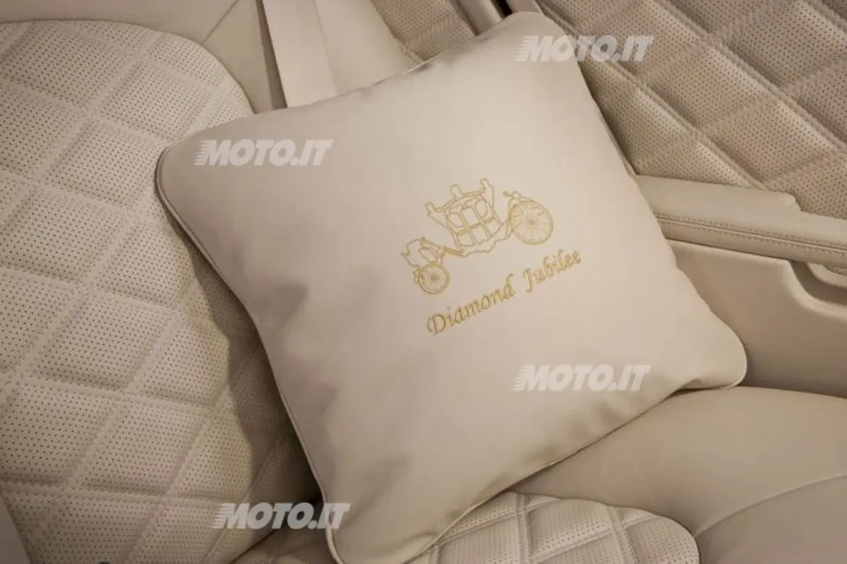 Bentley Mulsanne Diamond Jubilee Edition (9)