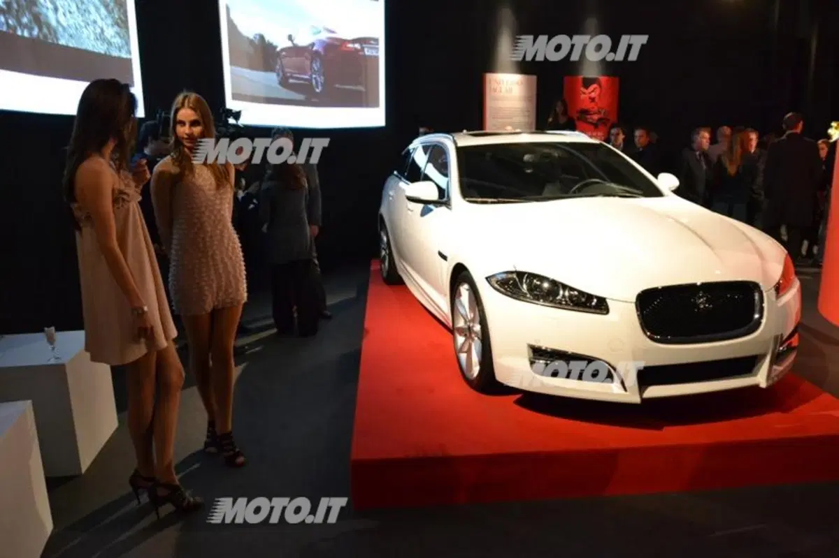 Jaguar XF Sportbrake: si mostra ai 30 anni di AD