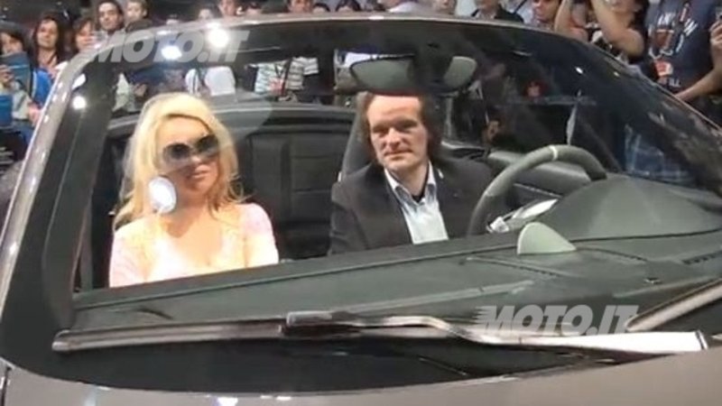 Pamela Anderson visita Gemballa al Top Marques di Monaco