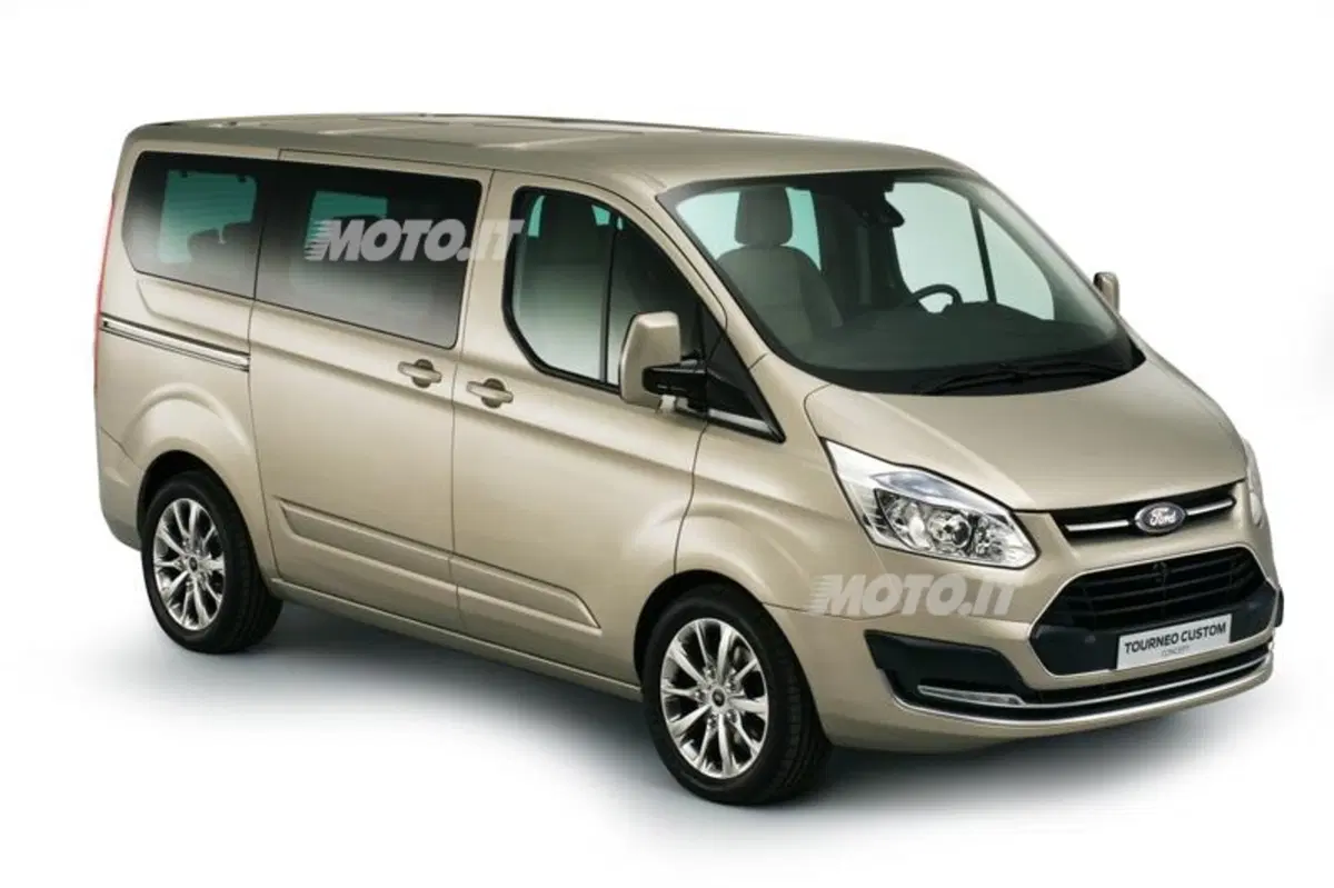 Ford Tourneo Custom: tutte le informazioni ufficiali (3)